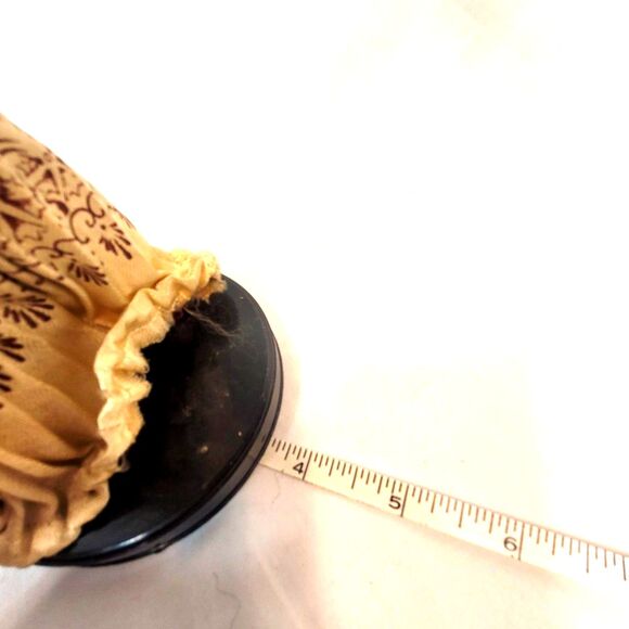 Vintage Chinese Doll Marked Taiwan 15" Silk Hanfu with Paper Fan - Picture 10 of 10